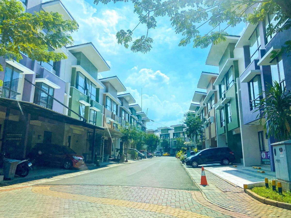 Aloha Guest House - 1 Male Only Tangerang Exterior photo